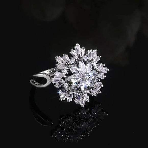 ❤Sweet Snowflake Zircon Lovely Dainty Flower Rings For Women, MARR9046 - Picture 3 of 5